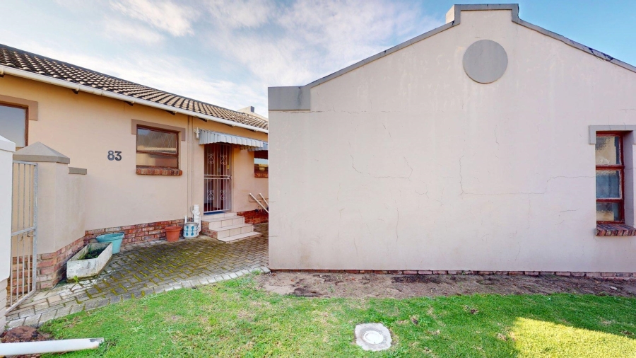 2 Bedroom Property for Sale in Kabega Park Eastern Cape
